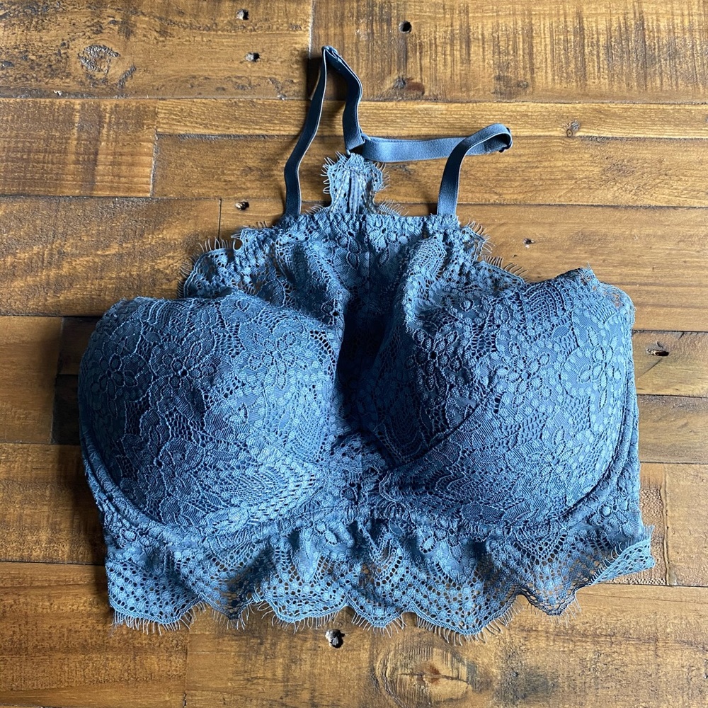PINK Victoria Secret cropped bra